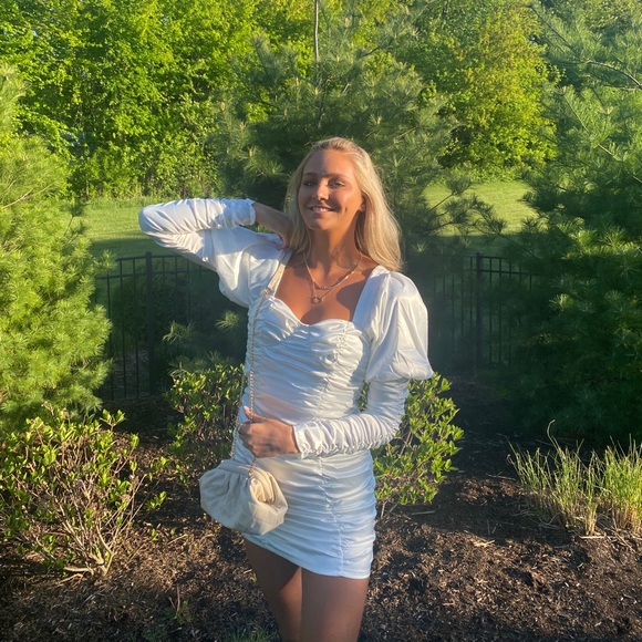 Mini Dress Akita Size Medium - Picture 3 of 4